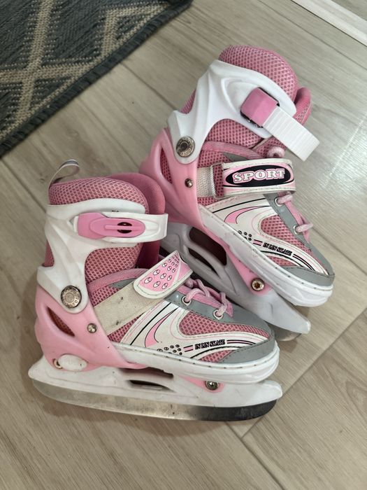 Продам 2 коньки детские, размер 30-33,33