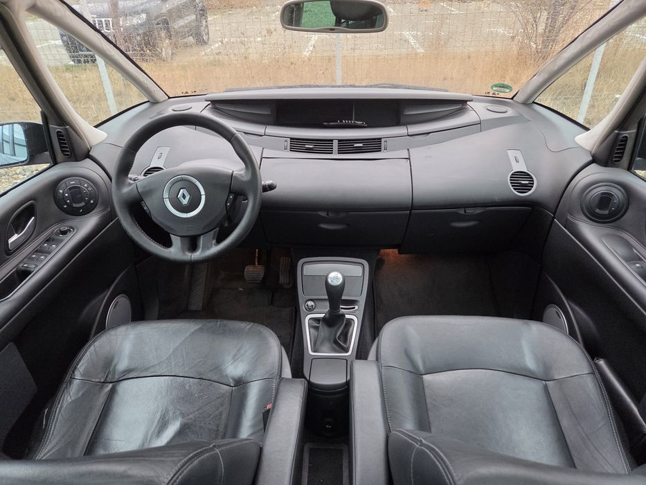 RENAULT Grand Espace 2010 — imagine 5