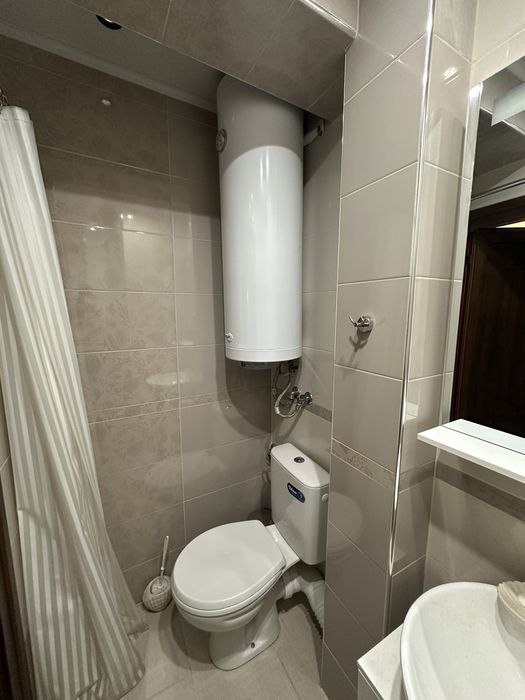 Продава се Тристаен апартамент в Стара Загора, Център - 62 кв.м за 2017 €/кв.м - Снимка #18