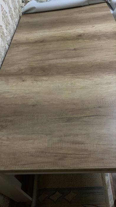 4 метр стол сатылады.