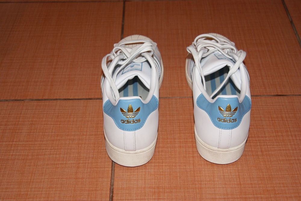 бели Stan Smith - Adidas кецове UK9 EU 43