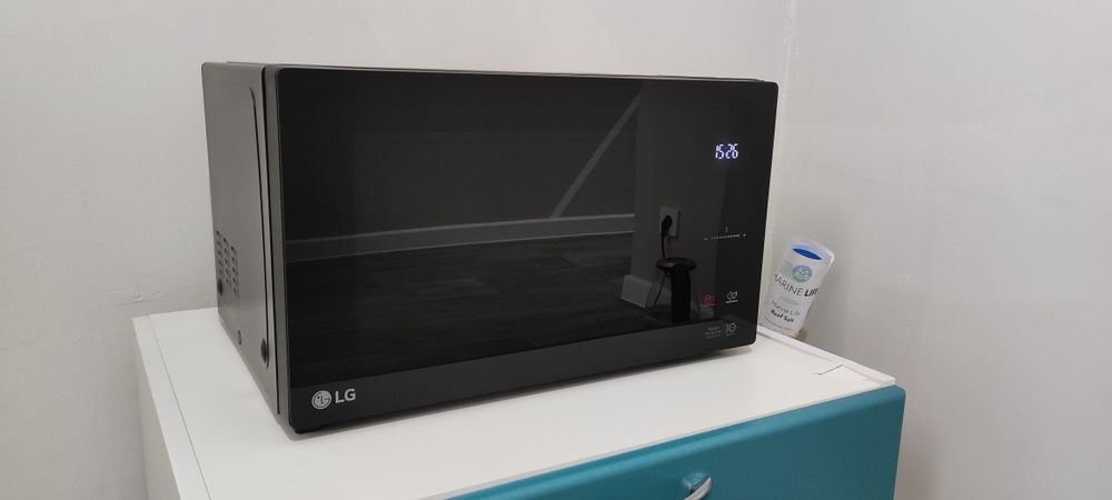 Микроволновая печь LG Smart Inverter Magnetron Solo (25L)  Доставка