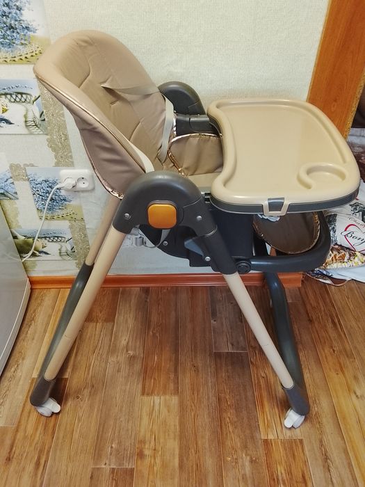 Продам стульчик для кормления