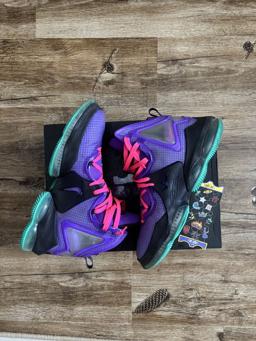 Lebron 19 Dj Bron