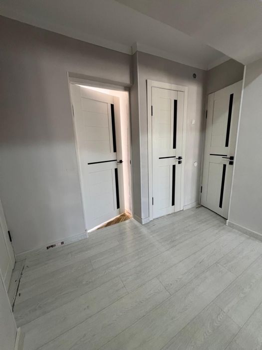 Продам 4-комнатную квартиру