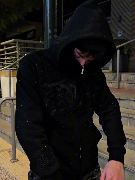 Горнище на камъчета, суичър (Hoodie) 95% памук