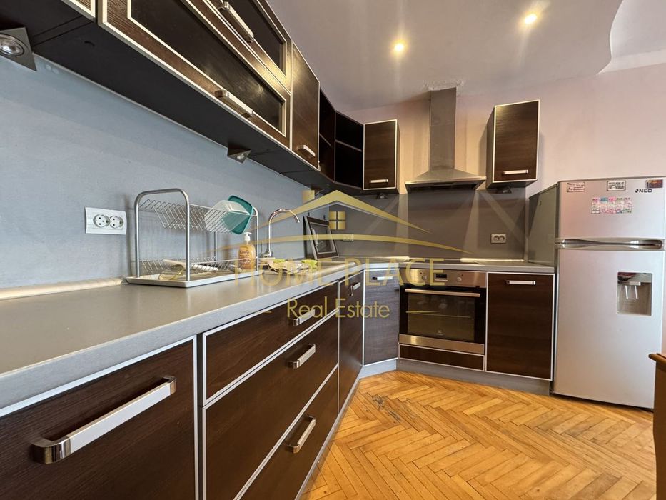 Дава се под наем Тристаен апартамент в Варна, Левски - 70 кв.м за 573.24 € - Снимка #2