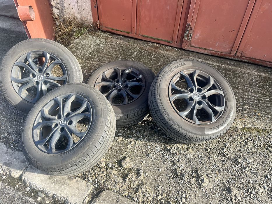 Cauciucuri yokohama 215/60/16