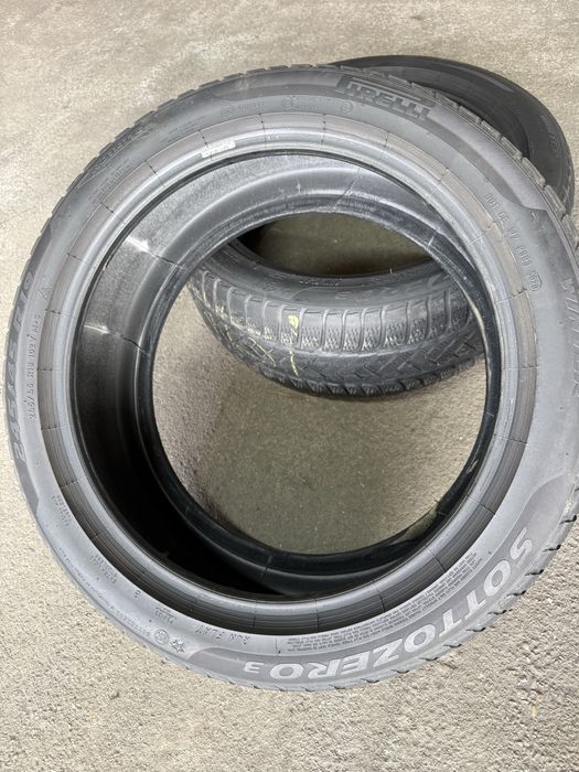 245/45 R19 PIRELLI SOTTOZERO RFT* anvelope iarna BMW