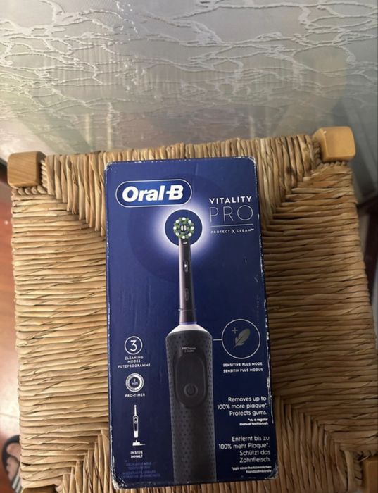 Periuta de dinti electrica Oral-b Vitality Pro