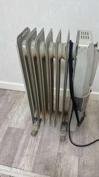 Батарея радиатор,отлично работает,срочно