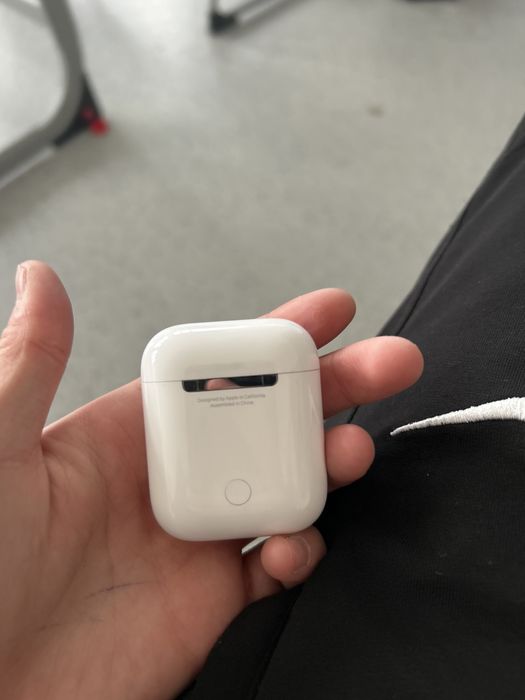 Airpods 2 немного б/у
