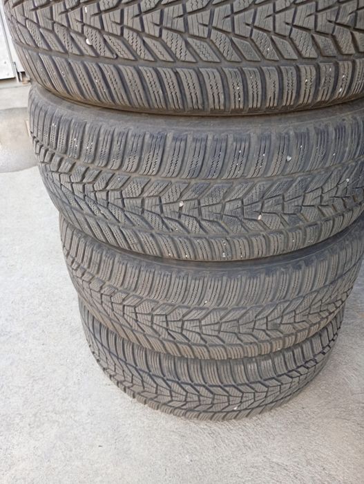 225/55/18 hankook