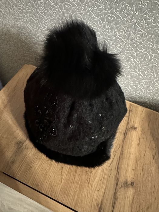 Зимние шапки новые