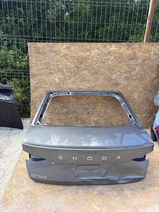 Haion / capota portbagaj Avariat Skoda Octavia 4 Berlina 2020/2021/2022/2023/2024