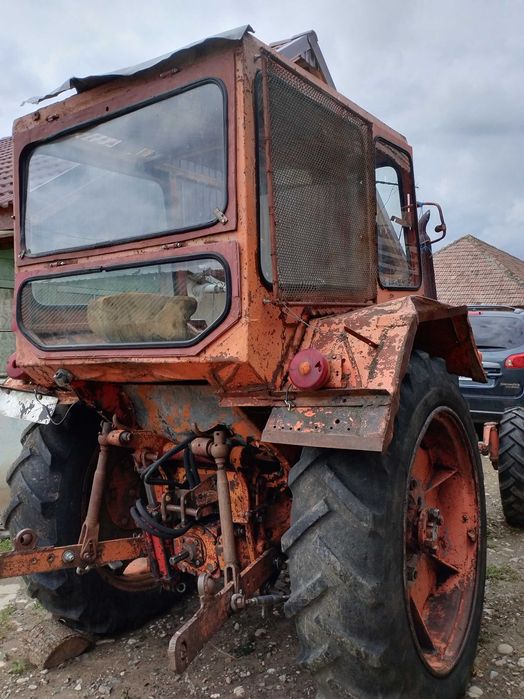Vand Tractor U650, 3500 euro
