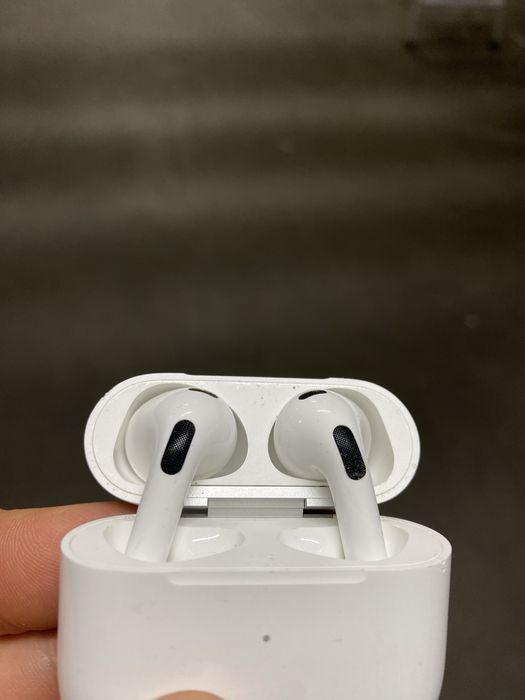 Airpods 3 в много добро състояние