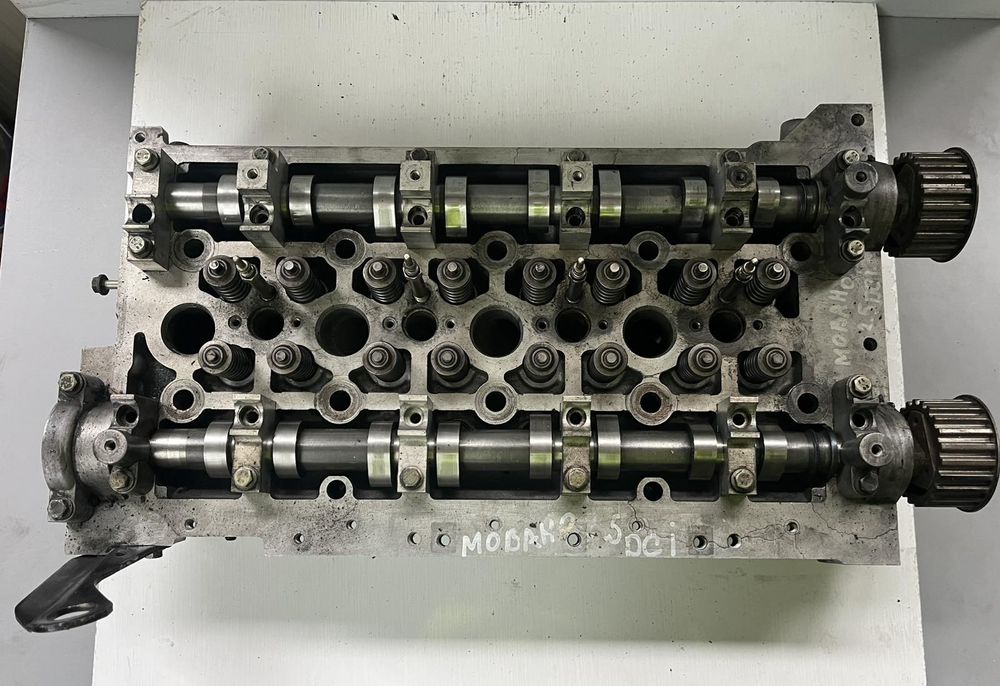 Цилиндрова глава 2.5dci Movano/Master