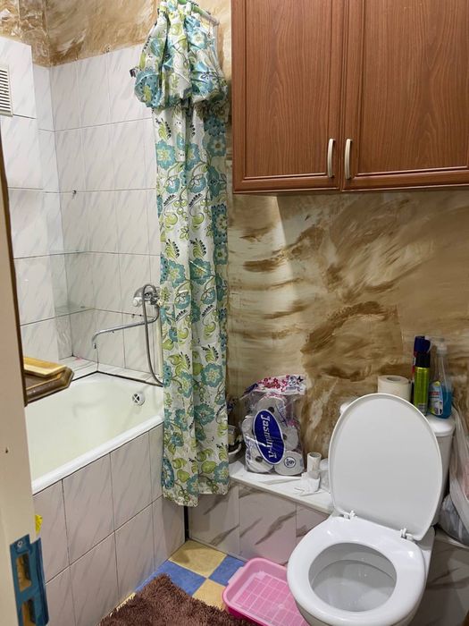 Продажа кварира кадешва рынок 149- школа 42кв