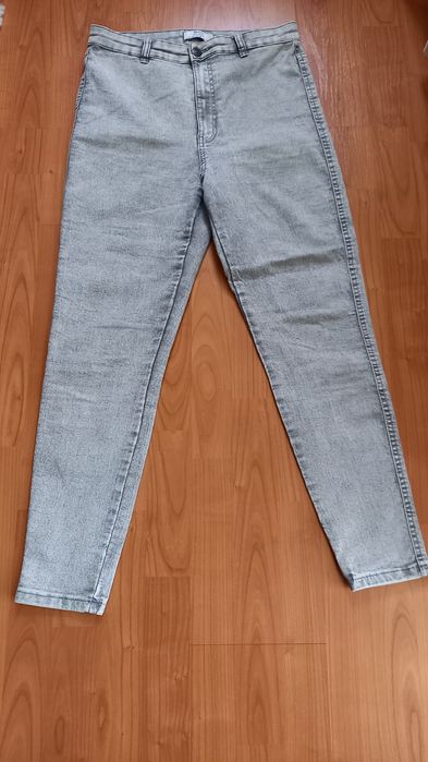 Дамски дънки Bershka 42