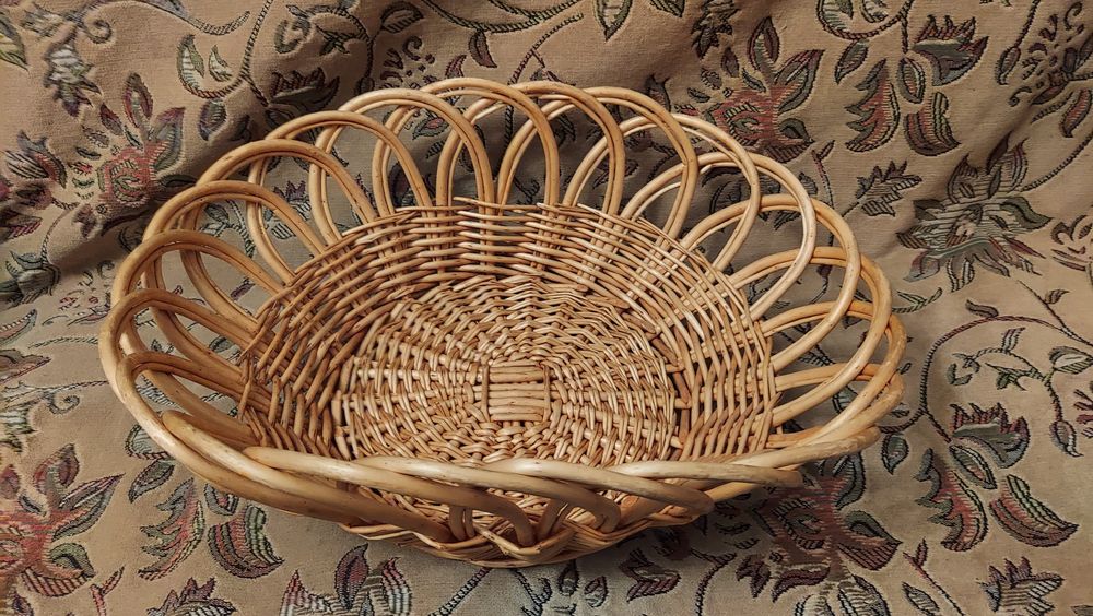 Корзина большая целая