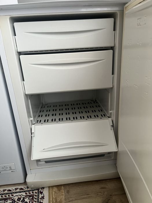 Морозильник на запчасти