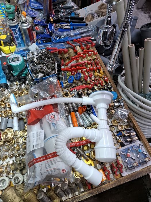 Сифон для кухни с евро чашкой.