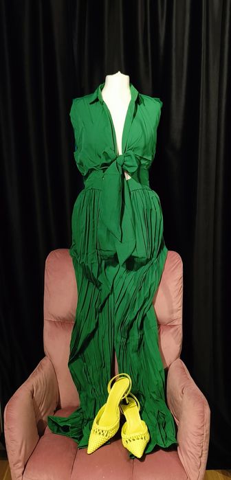 Salopeta cu buzunare verde noua S-XL