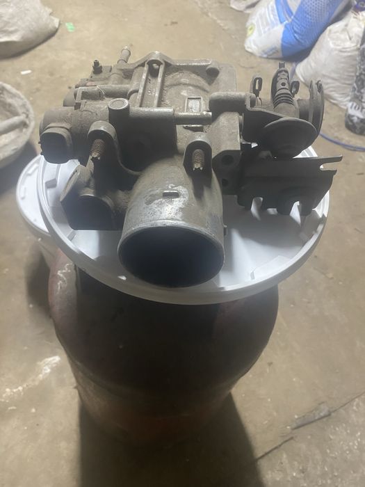 Дросельная заслонка 1jz