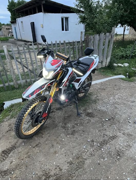 Мотоцикл эндуро горный