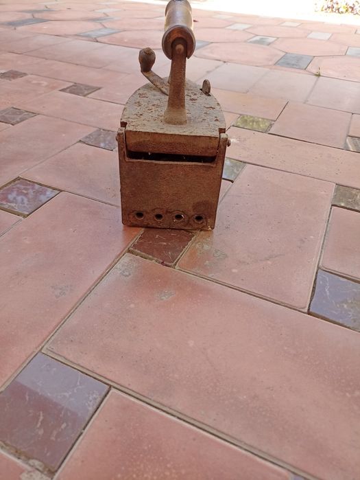 Антиквар утюг углный 18 века