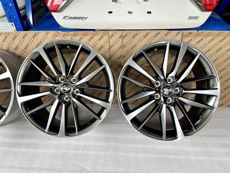 Оригинальные диски R19 Camry 80 Камри 80
