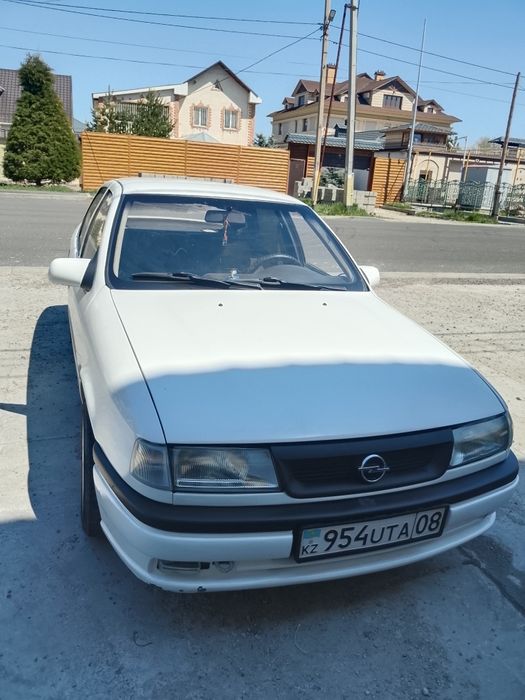 Продам Опель вектра а 94г