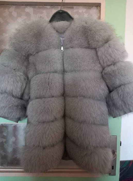 Палто от естествена кожа, сребърна лисица. Ново!