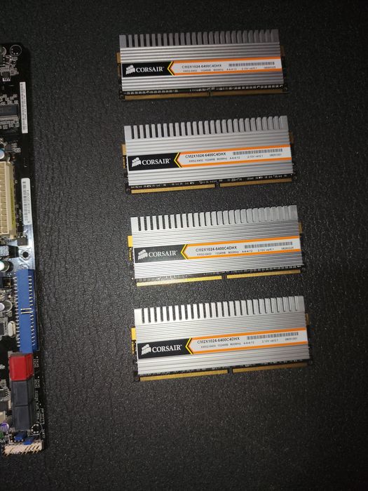 Kit Placă de bază AMD M3A32-MVP delux + 4gb DDR2 RAM+ o placa video nvidia + cpu cooler nvidia