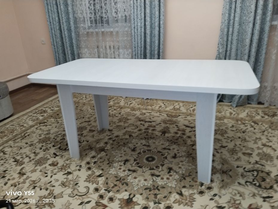 Продам стол. В отличном состоянии