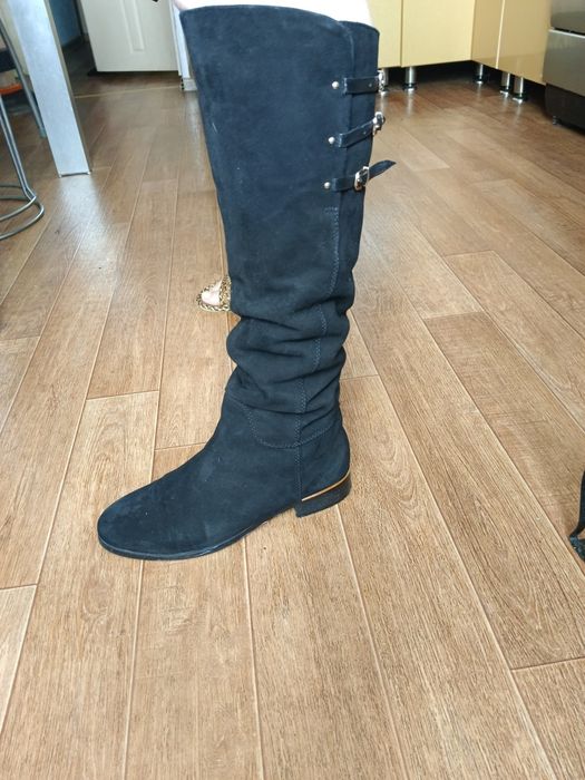 Продаю сапоги натуралка