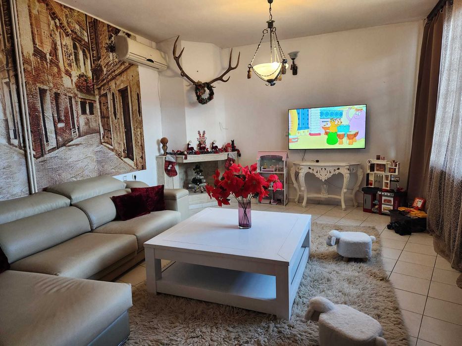 Дава се под наем Къща в с. Арбанаси, Област Велико Търново - 625 кв.м за 1495.83 € - Снимка #5