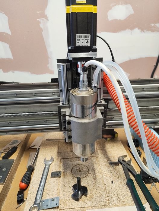 ЦПУ фреза за дърво (CNC DIY MILL)