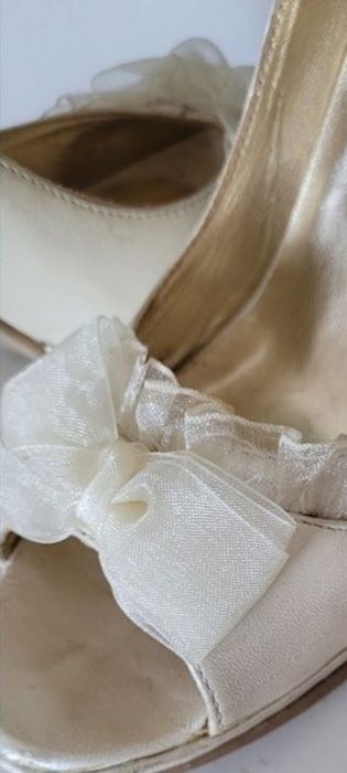 Pantofi dama mireasa material piele