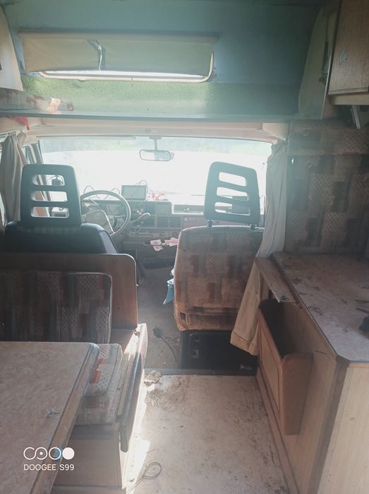 Продавам кемпер на основата на Ситроен ц25