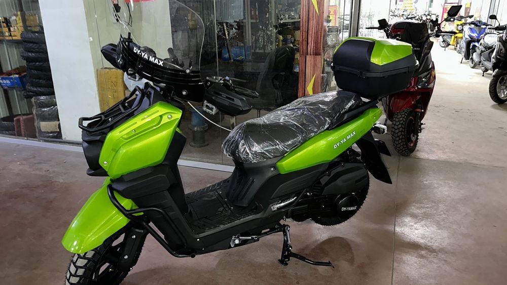 Скутер танк инжектор