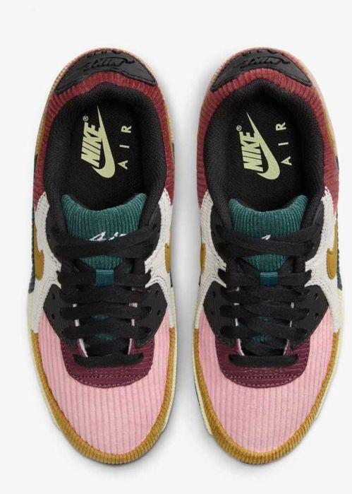 Кроссовки Nike мультиколор 36.5