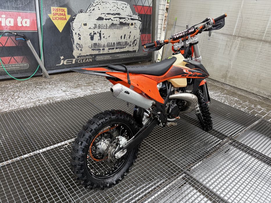KTM 250, an 2020