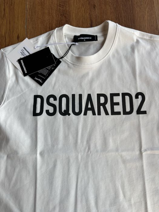 Мъжка,памучна,бяла тениска DSQUARED 2