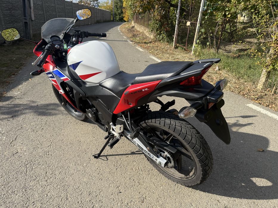 Honda cbr 125 jc50