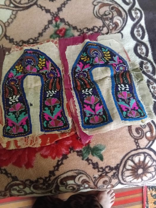 Qadimiy kelinchak kavushi