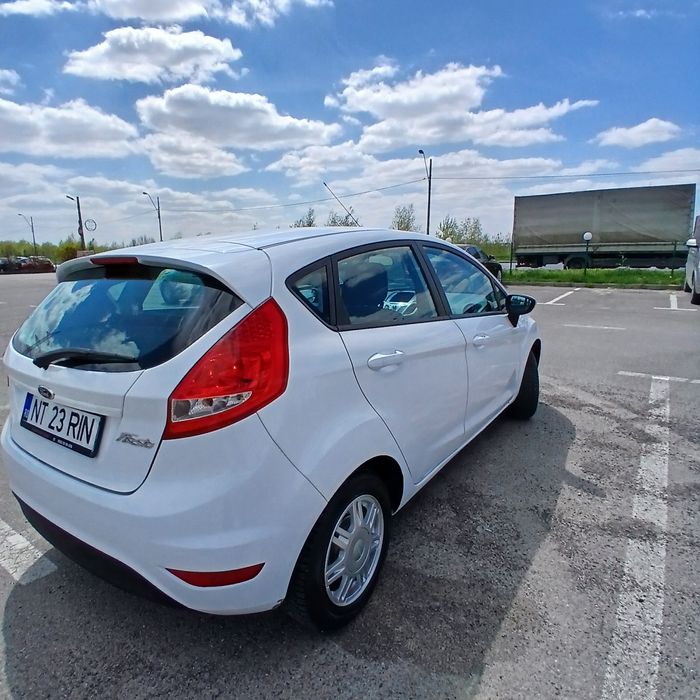 Ford fiesta 1.6tdi 2011