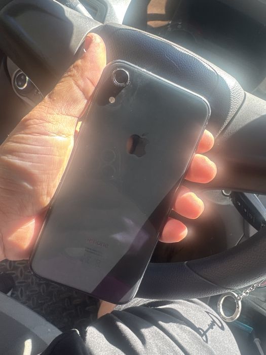 Продам Iphone Xr 256gb