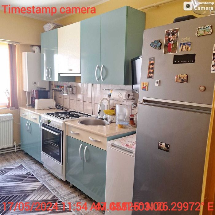 Vand apartament 3  camere FALTICENI
